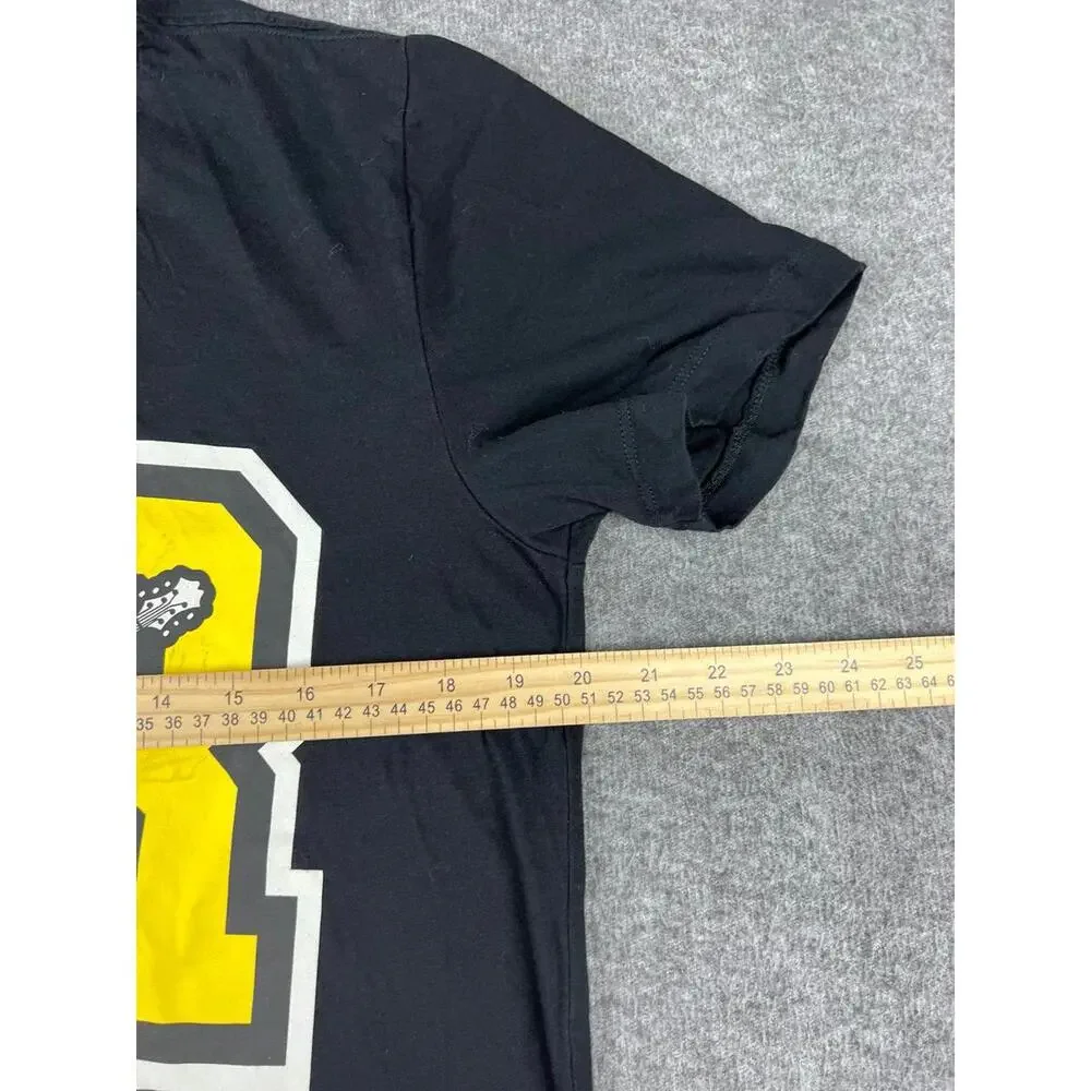 True Religion‎ Men's Black Graphic T-Shirt Size Medium